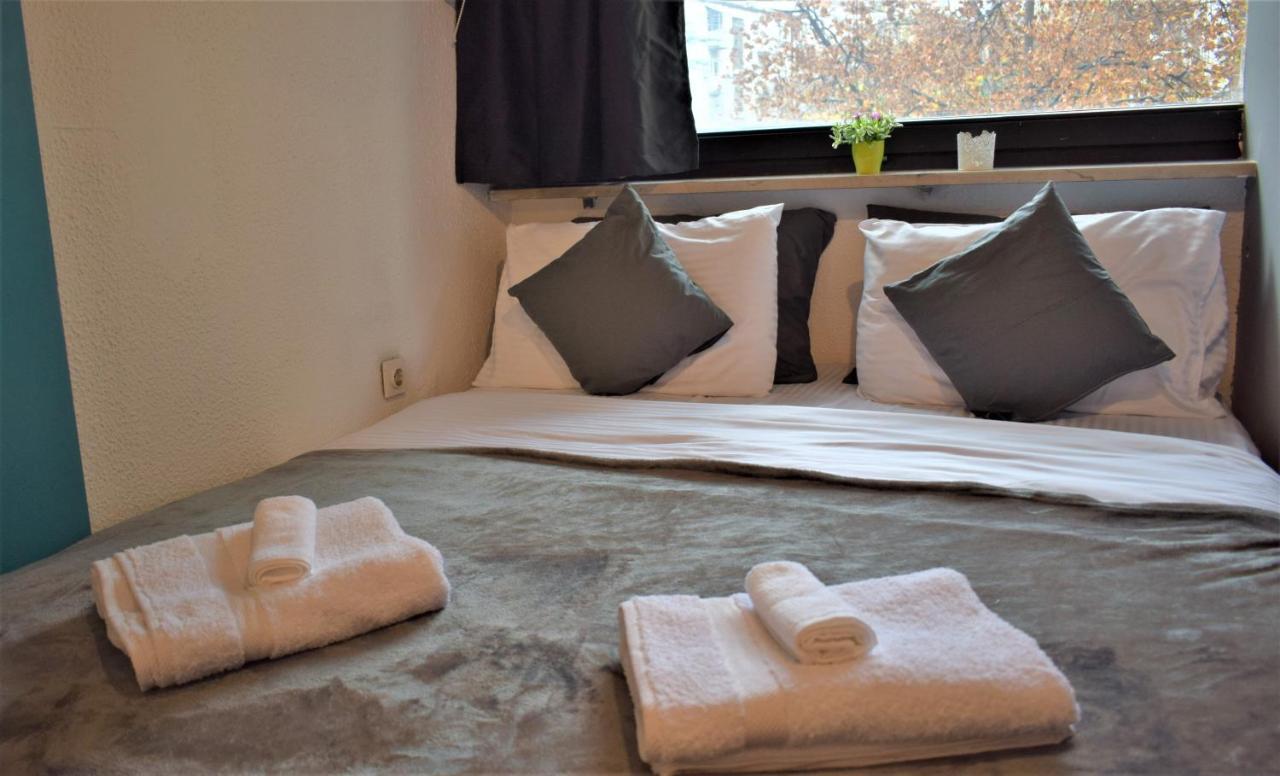 M - Square Private Rooms สโกเปีย ภายนอก รูปภาพ