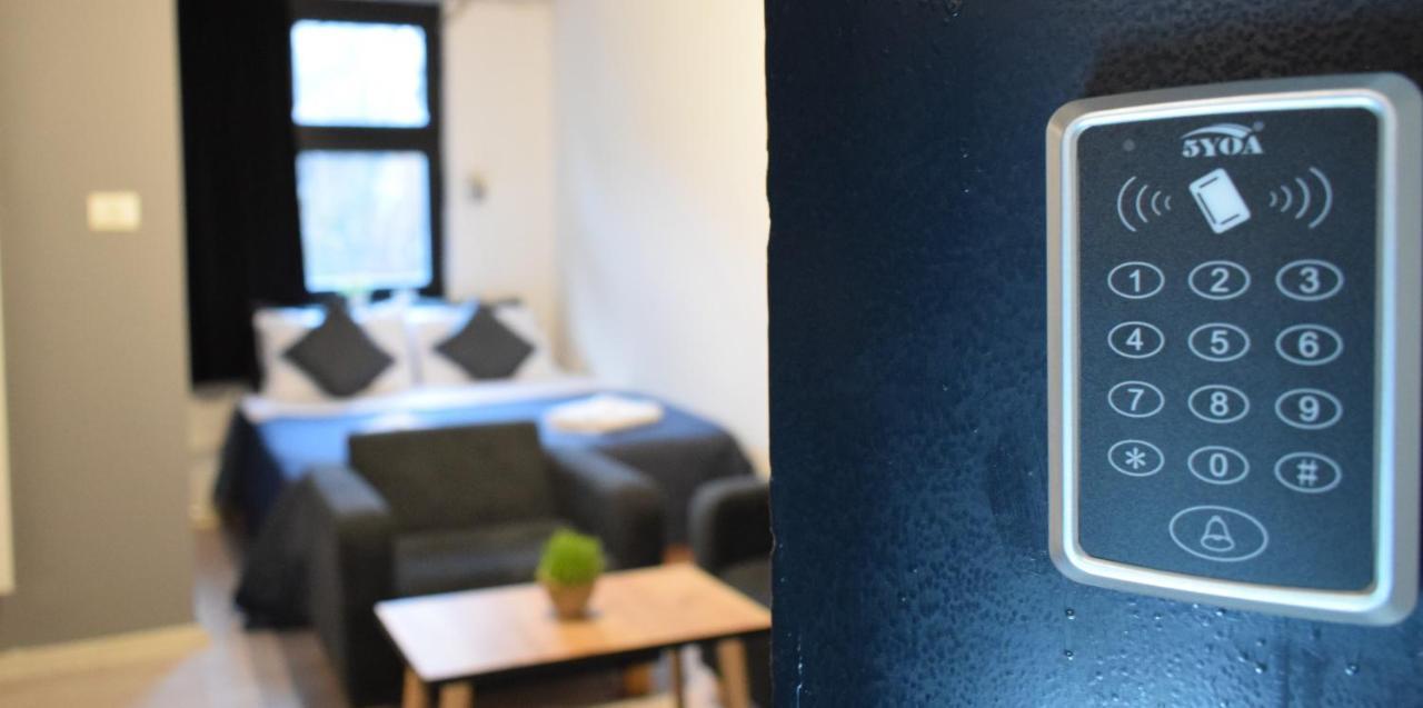 M - Square Private Rooms สโกเปีย ภายนอก รูปภาพ