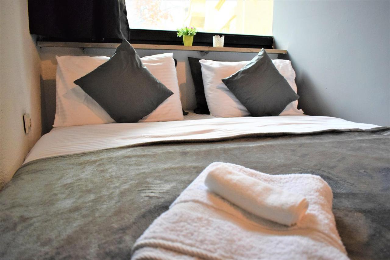 M - Square Private Rooms สโกเปีย ภายนอก รูปภาพ